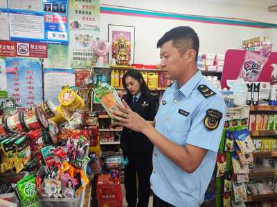 科尔沁区市场监督管理局开展中秋节、国庆节食品安全、价格监管检查
